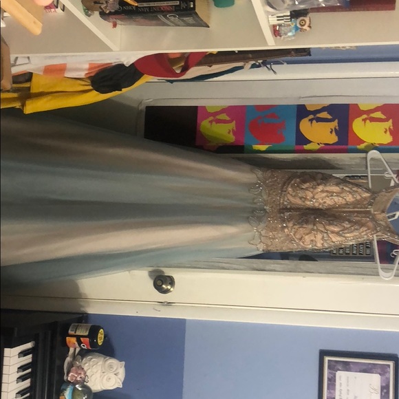 Prom dress - Picture 3 of 3